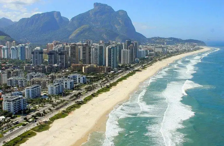 Apartamentos na planta na Barra da Tijuca