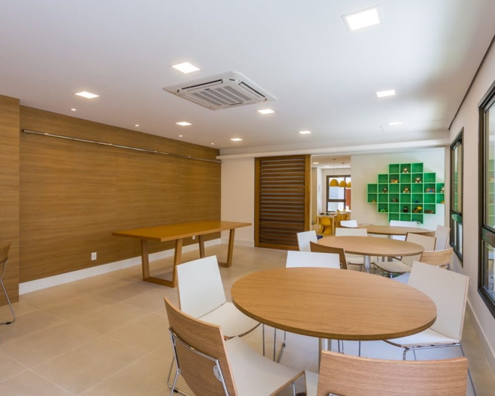 03f998a9-cecf-4245-ad04-7ae2b0d56de4