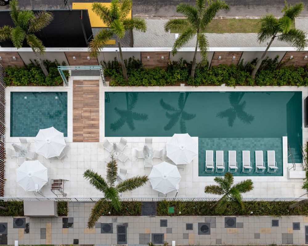 e03f9acf-2fcc-4667-bef0-aaaad8c65b12